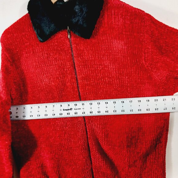 Kelly Scott, Red Zip Front Cardigan W/ Black Faux Fur Collar Size Medium Festive - Picture 12 of 16